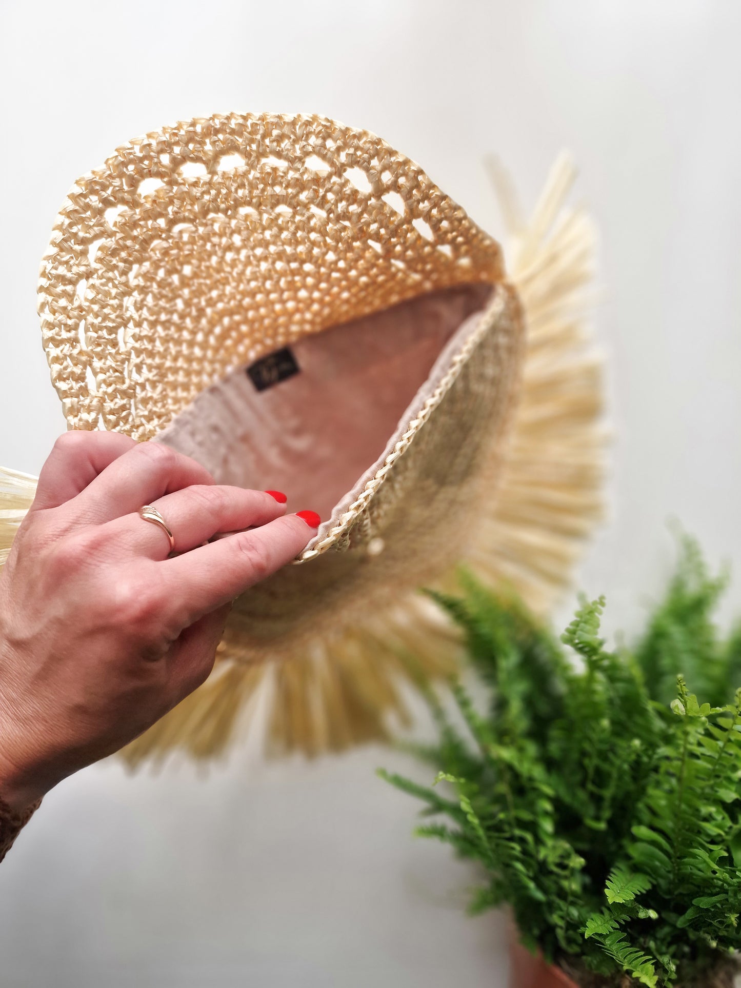 Raffijas soma ar bārkstīm