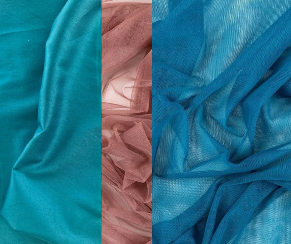 Kokvilnas satīna kleita ar tilla volāniem (pieaugušo)