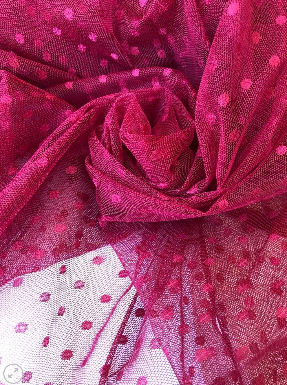 Satīna kleita ar pumpiņtillu