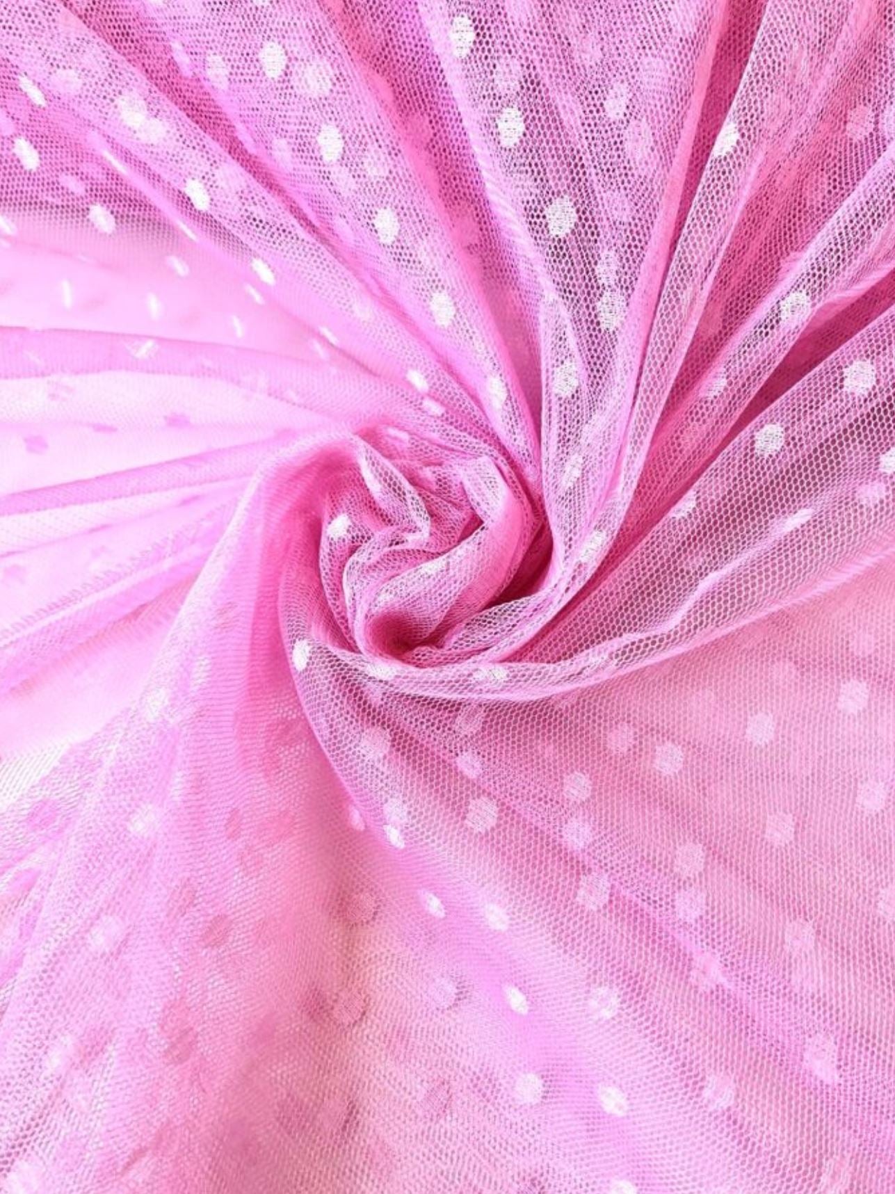 Satīna kleita ar pumpiņtillu