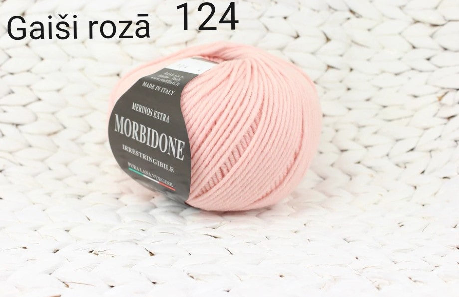 Jaundzimušo merino jaka