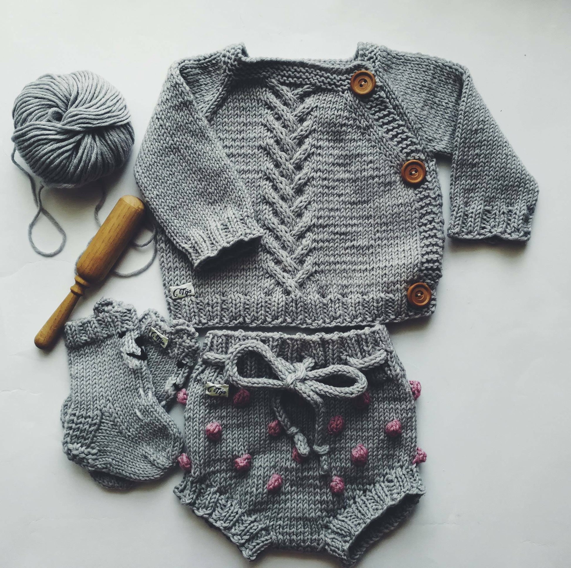 Jaundzimušo merino lāču zeķes