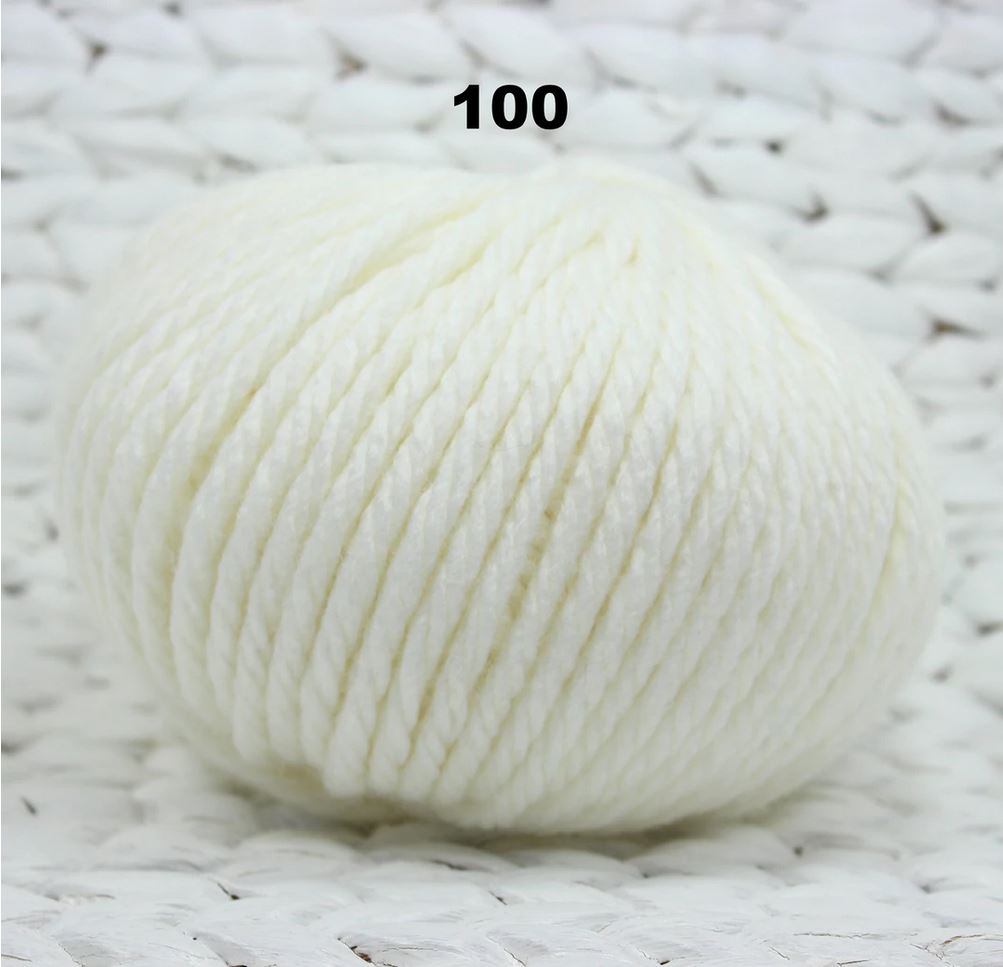 Kardigans ar 3D bumbuļiem