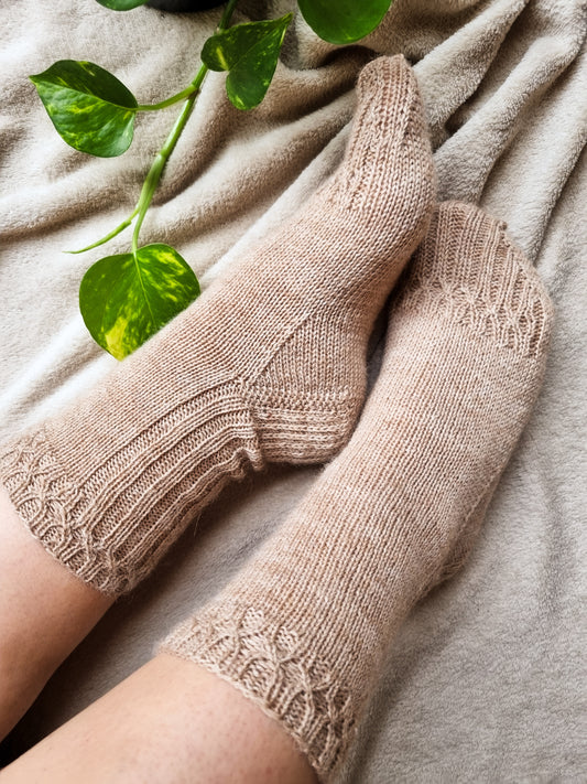 Adīšanas instrukcija   - zeķes "Rudens rīts" PDF formā