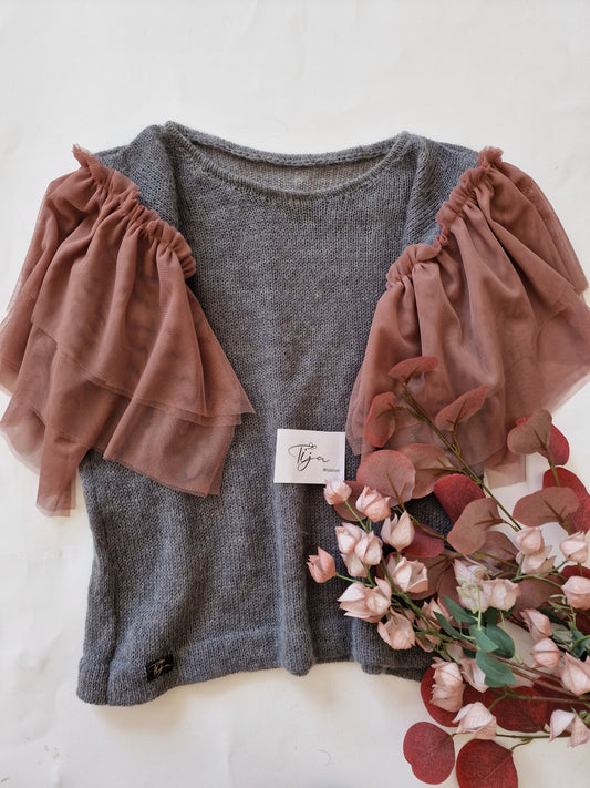 Mohēras tops ar tillu